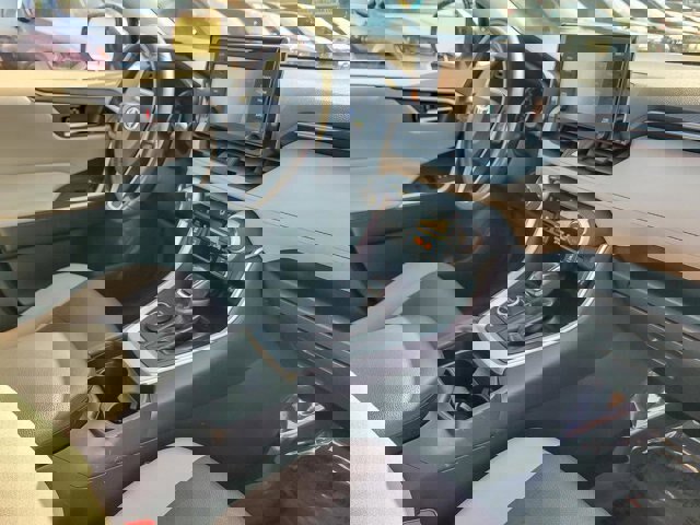 Used 2019 Toyota RAV4 XLE image 31