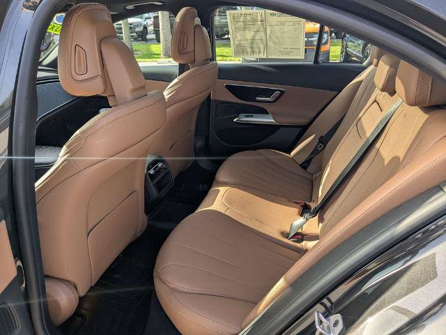 Used 2025 Mercedes-Benz E 450 4MATIC Sedan image 13