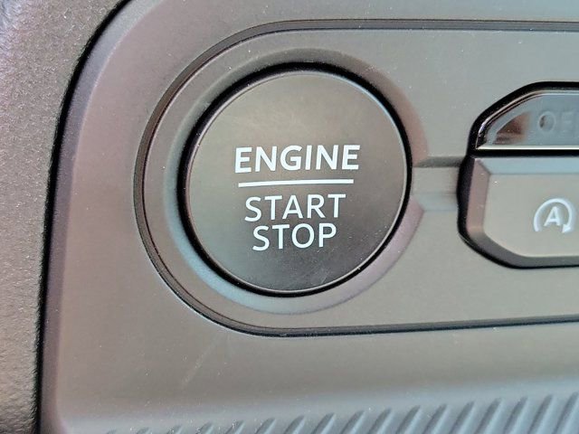 Certified 2025 Ford Bronco Sport Badlands AWD/4WD image 28