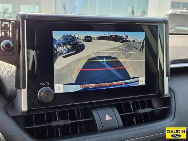 Used 2023 Toyota RAV4 XLE FWD image 22