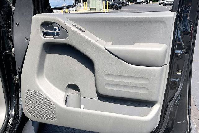Used 2021 Nissan Frontier SV w/ Midnight Edition Floor Mats AWD/4WD image 23