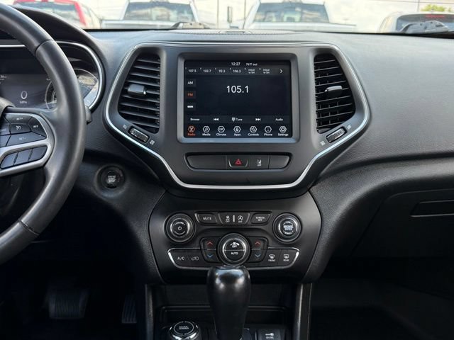 Used 2022 Jeep Cherokee Latitude Lux w/ Sun & Sound Group AWD/4WD image 19