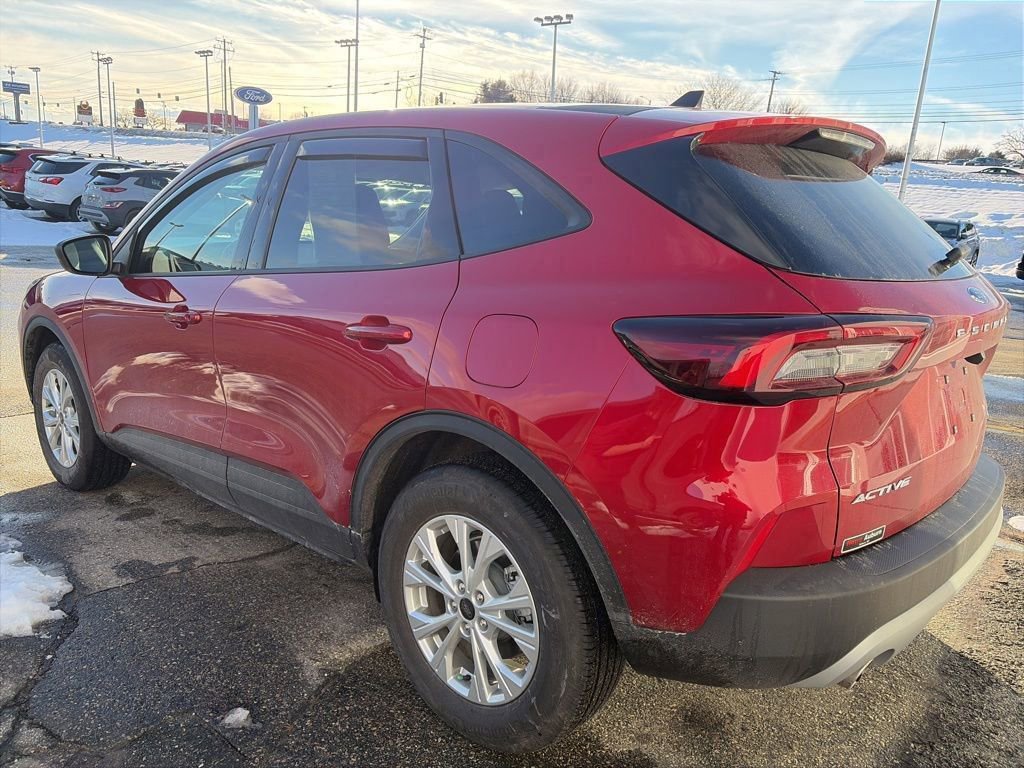 Certified 2025 Ford Escape Active w/ Cold Weather Package image 5