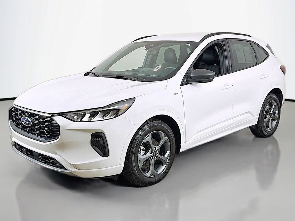Certified 2023 Ford Escape ST-Line w/ Equipment Group 301A FWD image 9