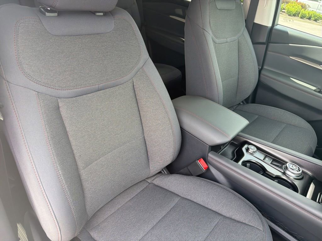 Certified 2025 Ford Explorer Active RWD image 13