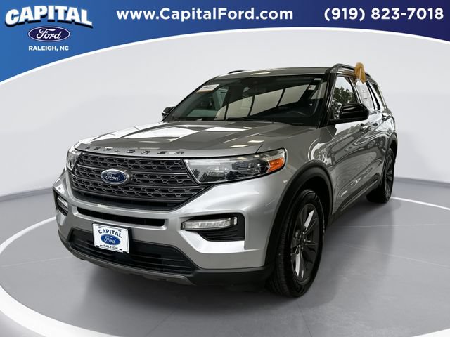 Certified 2023 Ford Explorer XLT w/ Equipment Group 202A RWD image 1