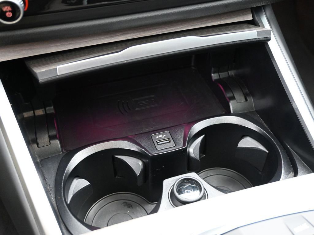 Used 2025 BMW i4 eDrive40 image 45