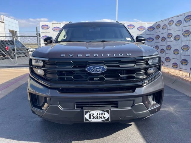 Certified 2025 Ford Expedition Active image 5