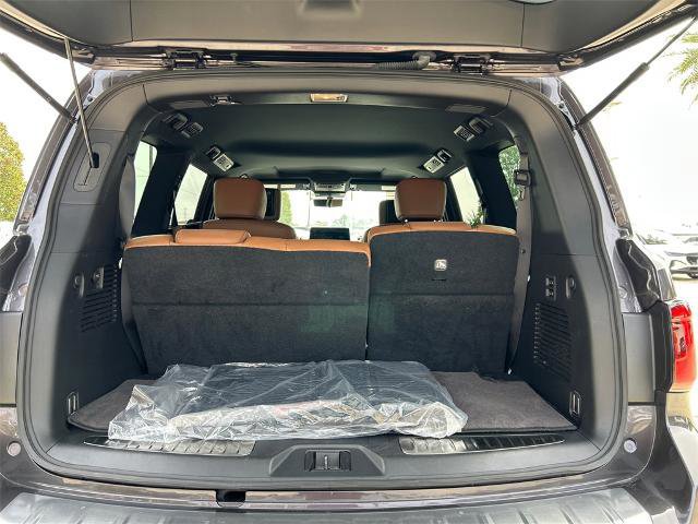 Used 2022 INFINITI QX80 Sensory w/ Cargo Package image 9