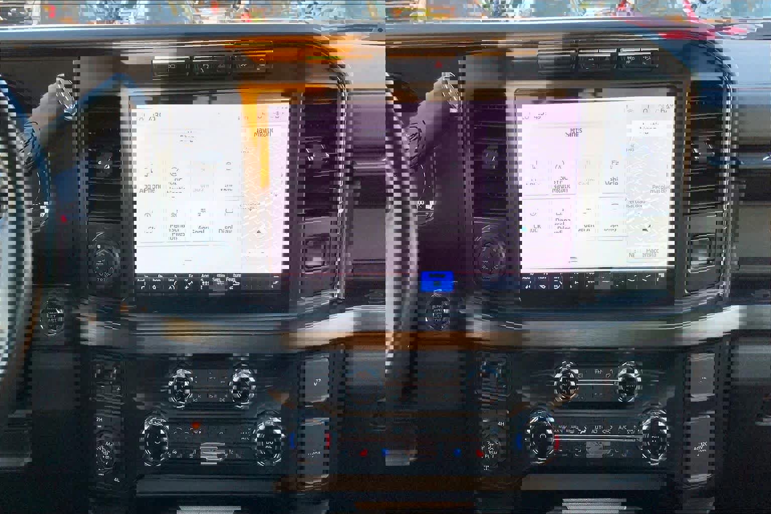 Certified 2023 Ford F250 Lariat w/ Lariat Ultimate Package image 8