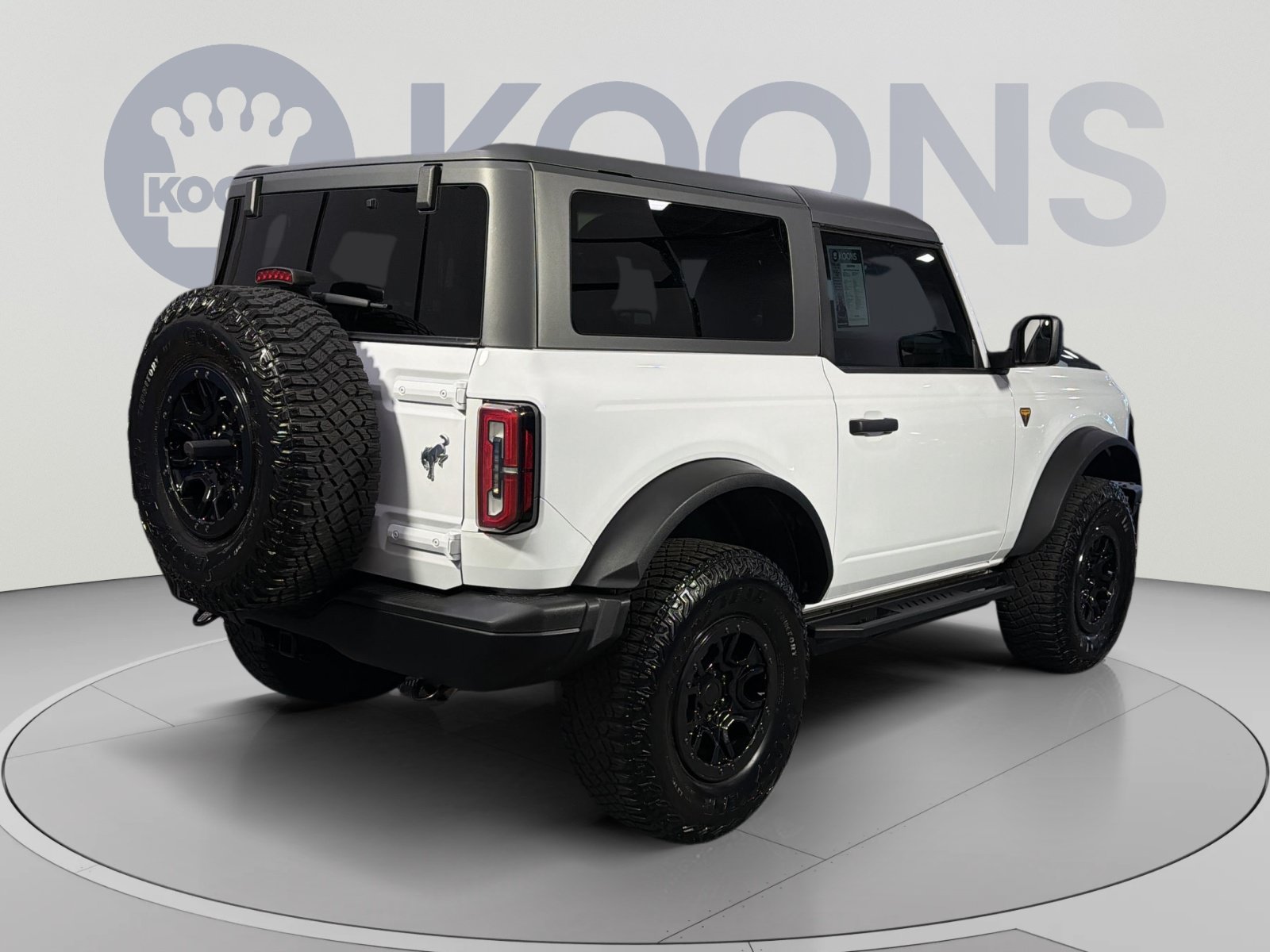 Certified 2023 Ford Bronco Badlands w/ Sasquatch Package AWD/4WD image 7