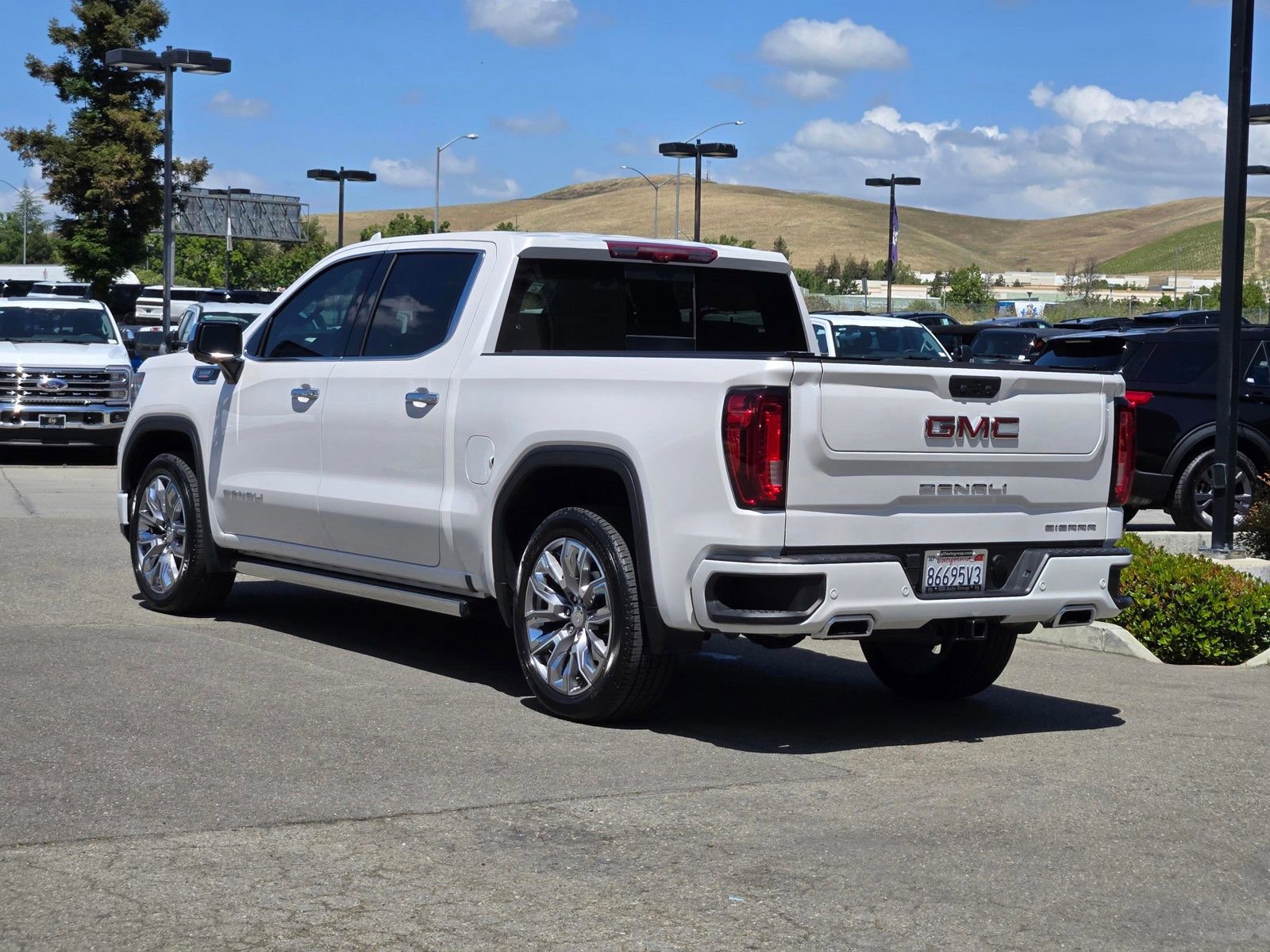 Used 2023 GMC Sierra 1500 Denali w/ Denali Reserve Package AWD/4WD image 6