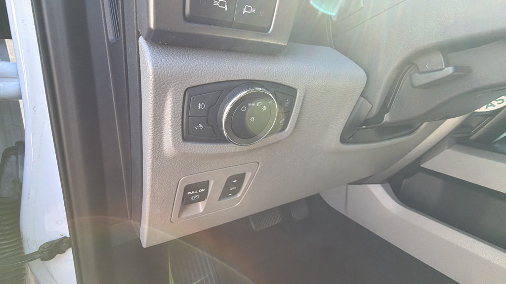 Certified 2020 Ford F150 XLT w/ Equipment Group 302A Luxury RWD image 14