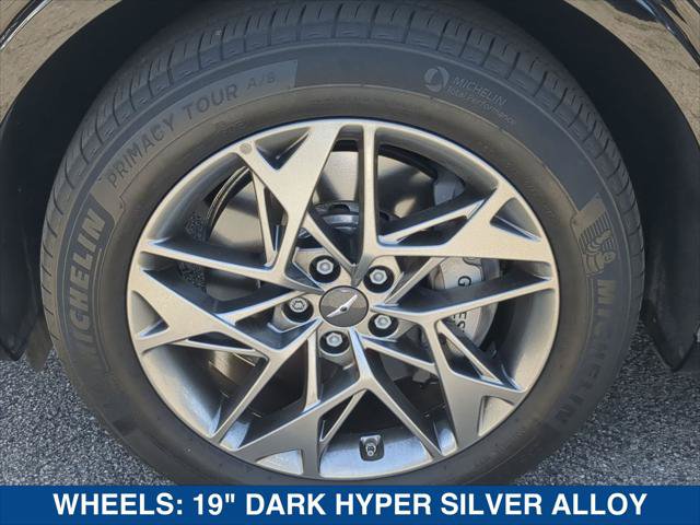 Used 2024 Genesis GV70 2.5T w/ Select Package AWD/4WD image 9