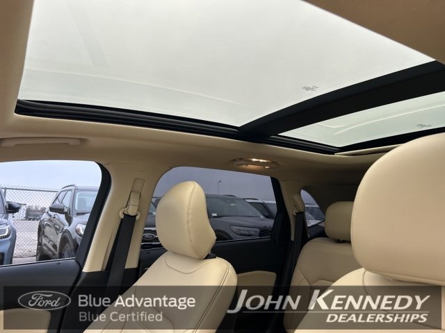 Certified 2017 Ford Edge SEL w/ Equipment Group 201A image 16