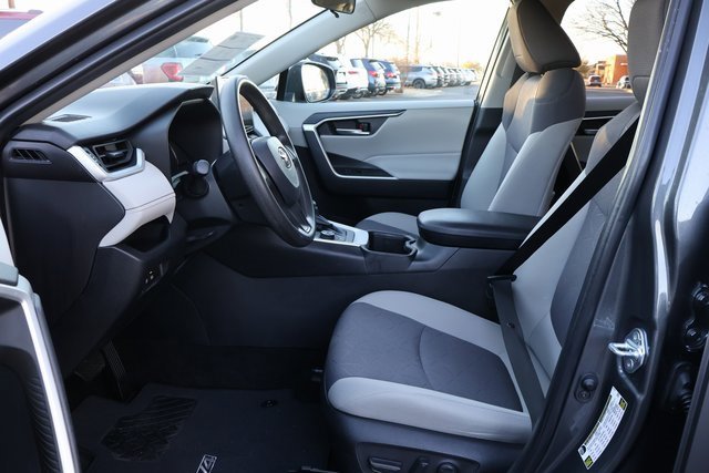 Used 2023 Toyota RAV4 XLE image 27