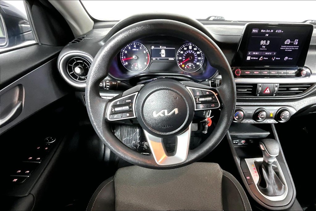 Used 2024 Kia Forte LXS FWD image 5