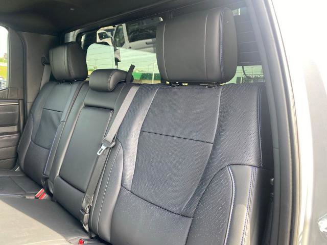 Used 2024 Toyota Tundra Platinum AWD/4WD image 28