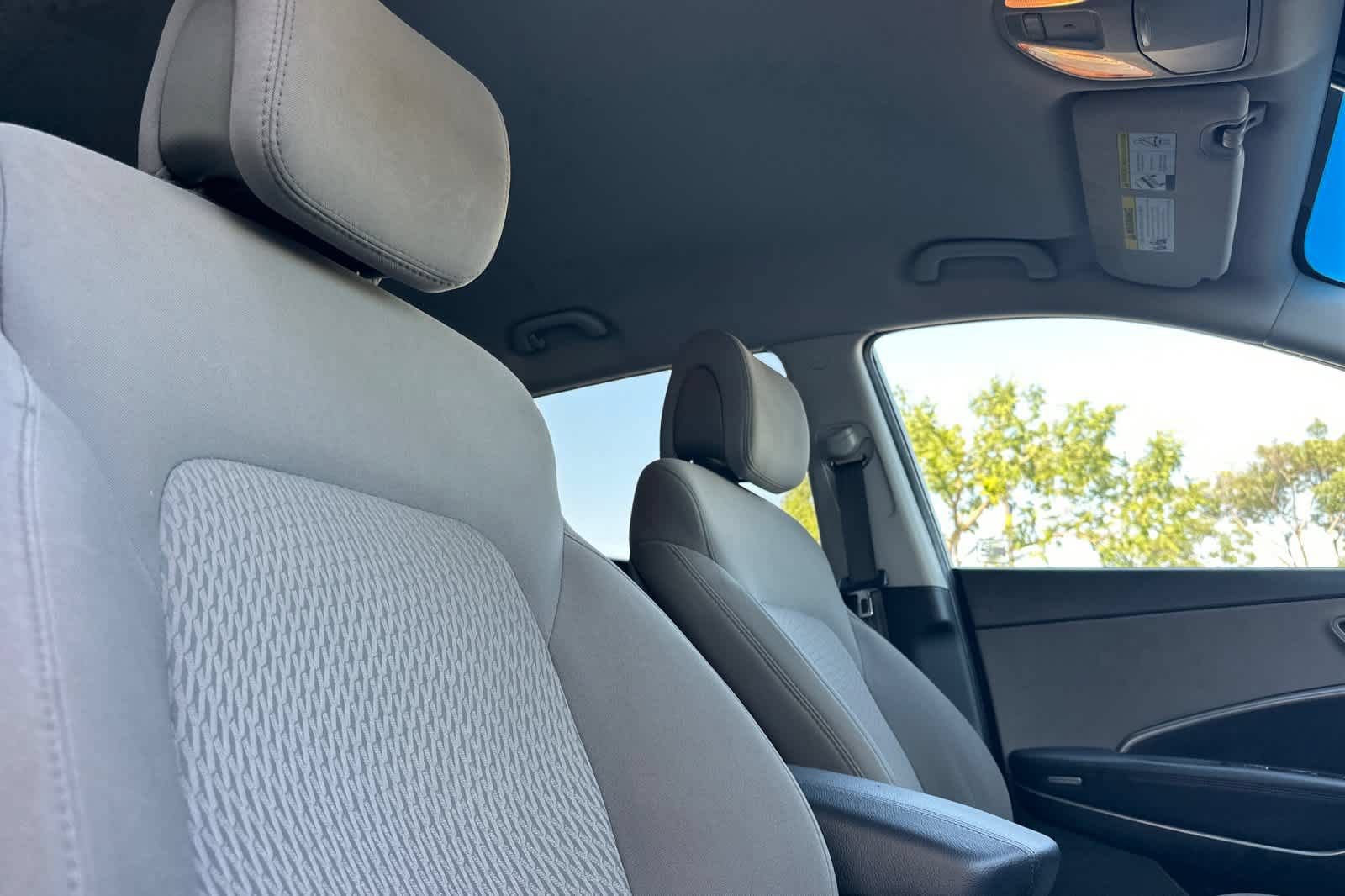 Used 2018 Hyundai Santa Fe Sport FWD image 17