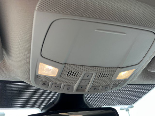 Certified 2022 Ford Edge Titanium AWD/4WD image 21