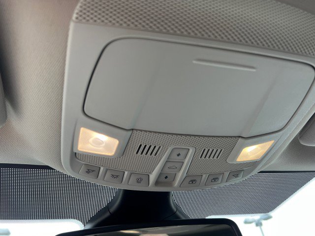 Certified 2022 Ford Edge Titanium AWD/4WD image 21