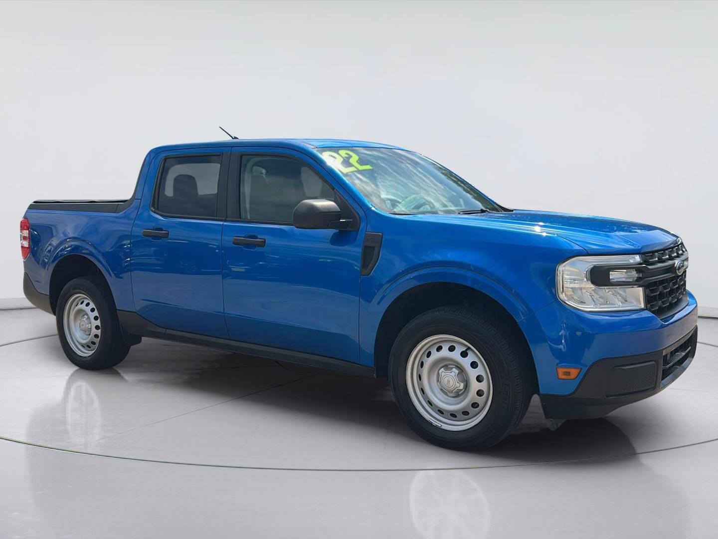 Certified 2022 Ford Maverick XL FWD image 3