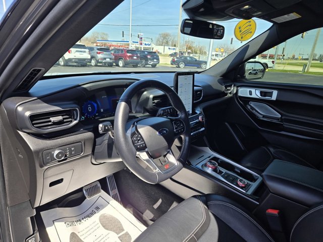 Certified 2022 Ford Explorer ST AWD/4WD image 10