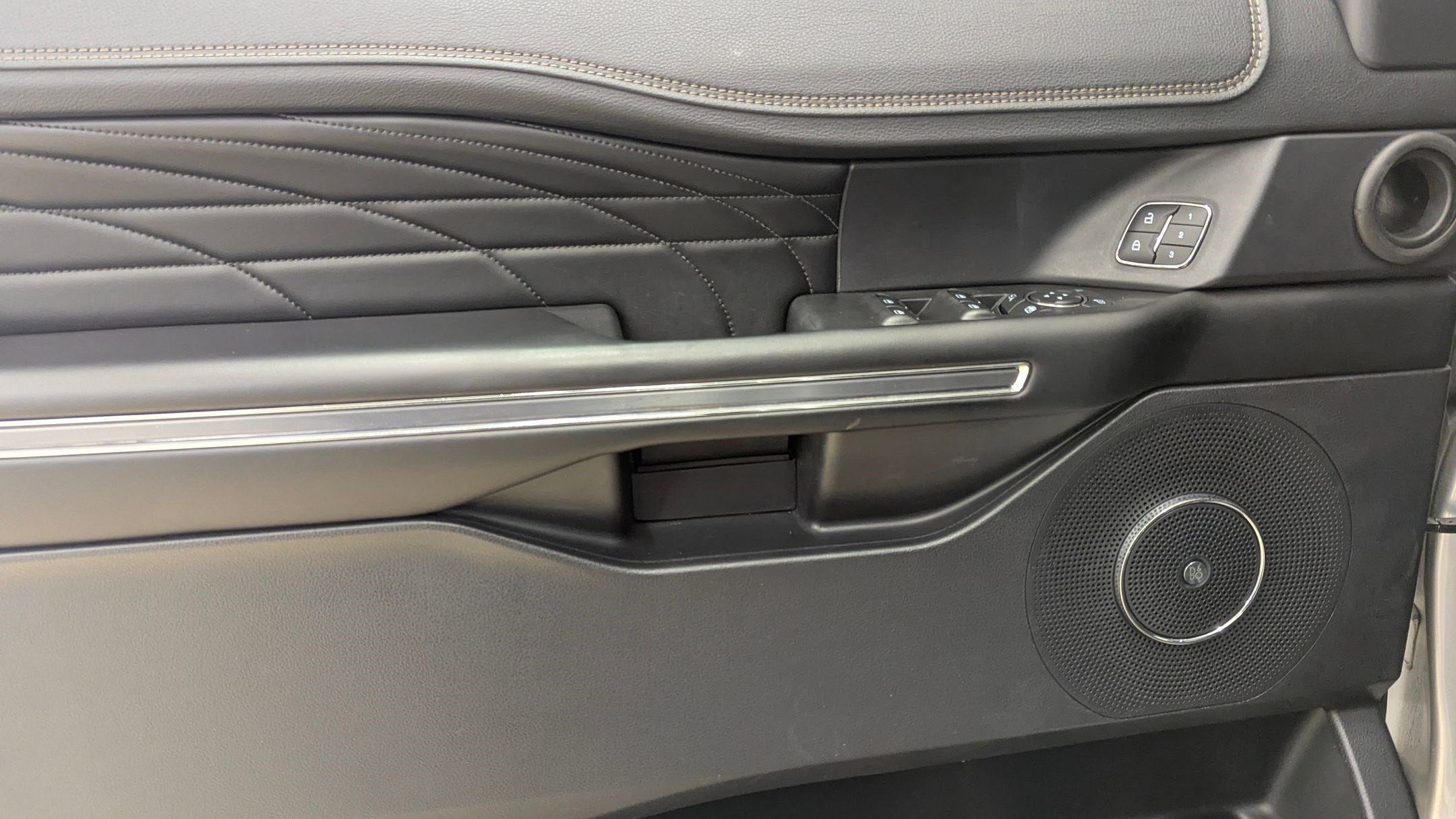 Certified 2019 Ford Expedition Platinum image 13