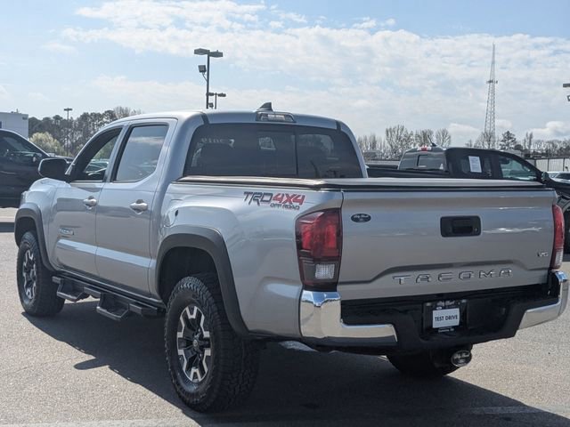 Used 2019 Toyota Tacoma TRD Off-Road image 3
