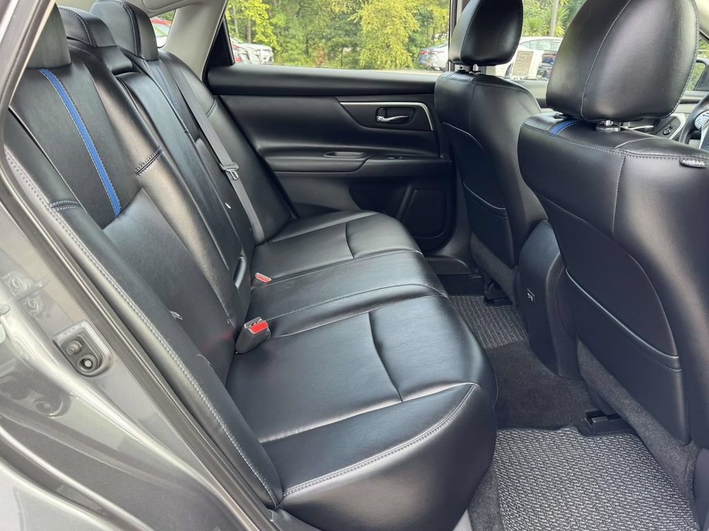 Used 2018 Nissan Altima 2.5 SR w/ SR Special Edition FWD image 16