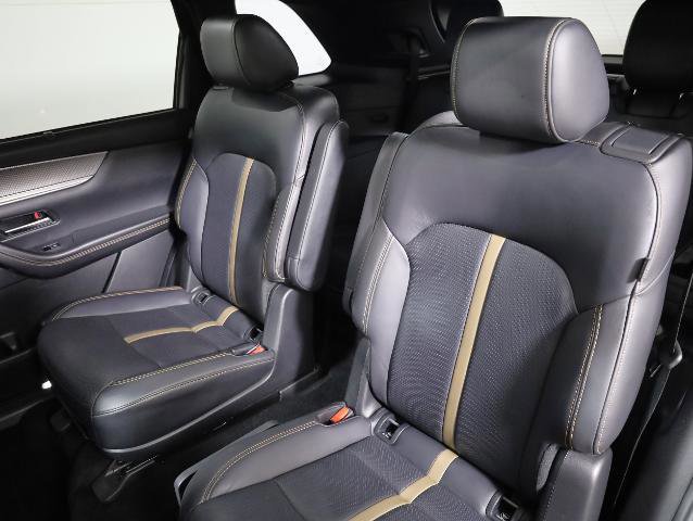 Used 2024 MAZDA CX-90 3.3 Turbo w/ Premium Plus Pkg image 13