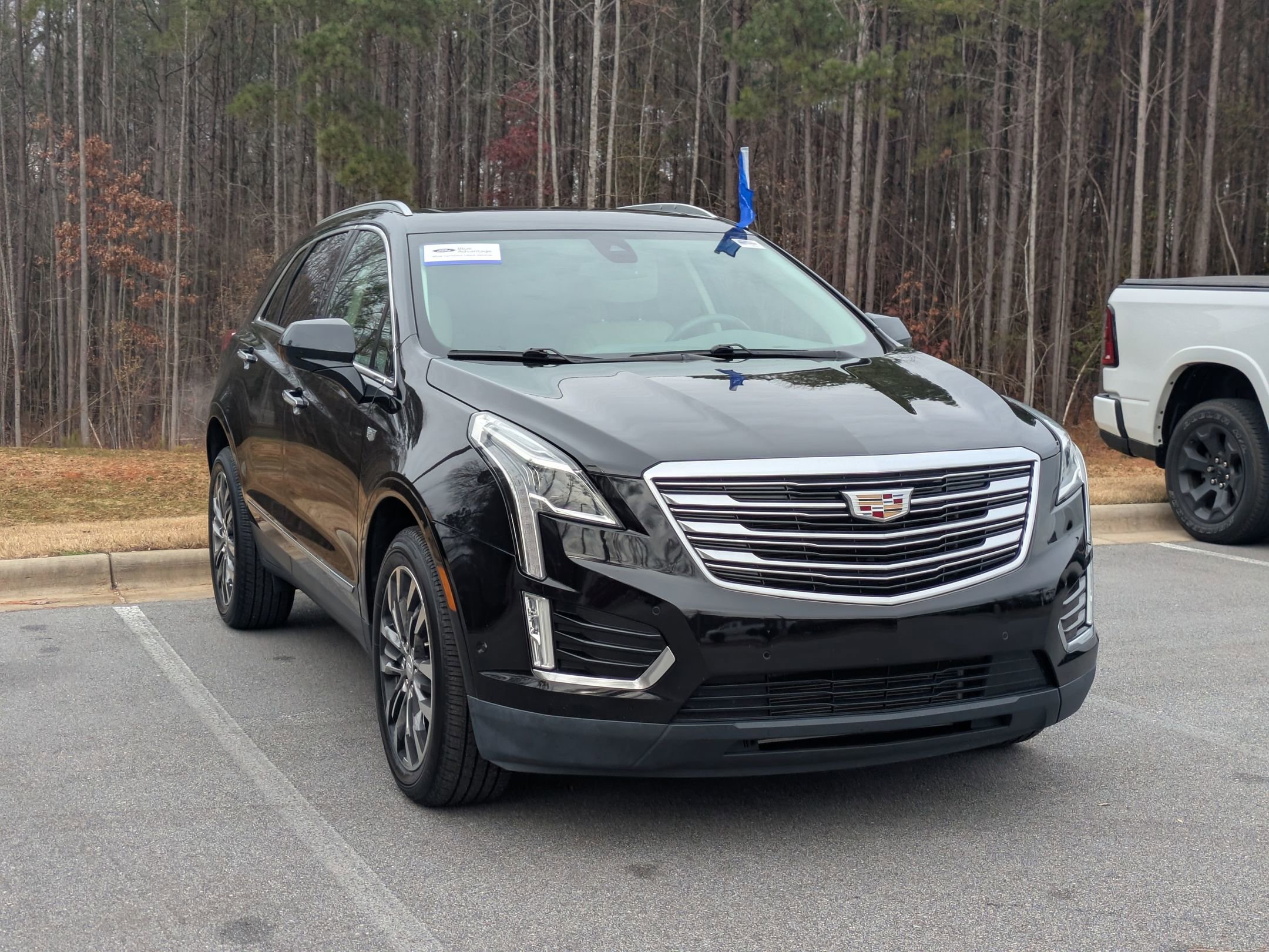 Used 2019 Cadillac XT5 Premium Luxury w/ Driver Assist Package image 2