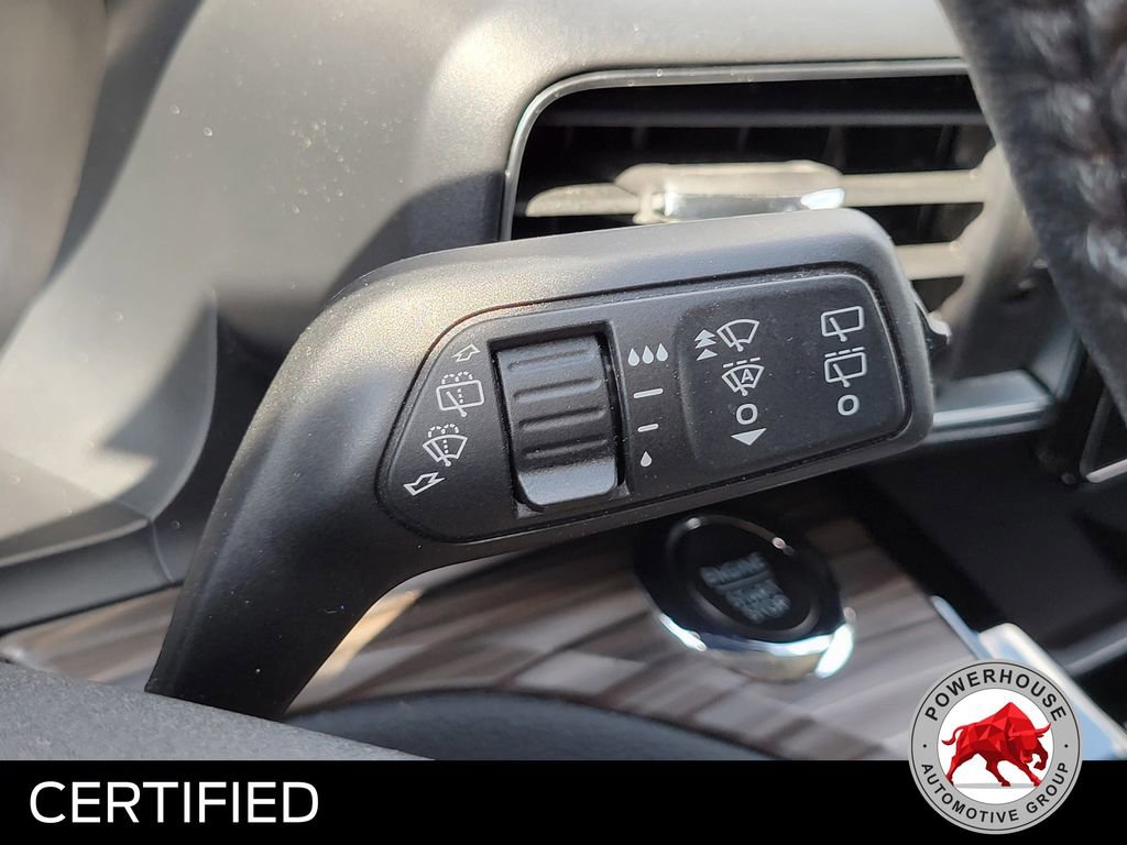 Certified 2022 Ford Explorer Limited w/ Equipment Group 301A image 34