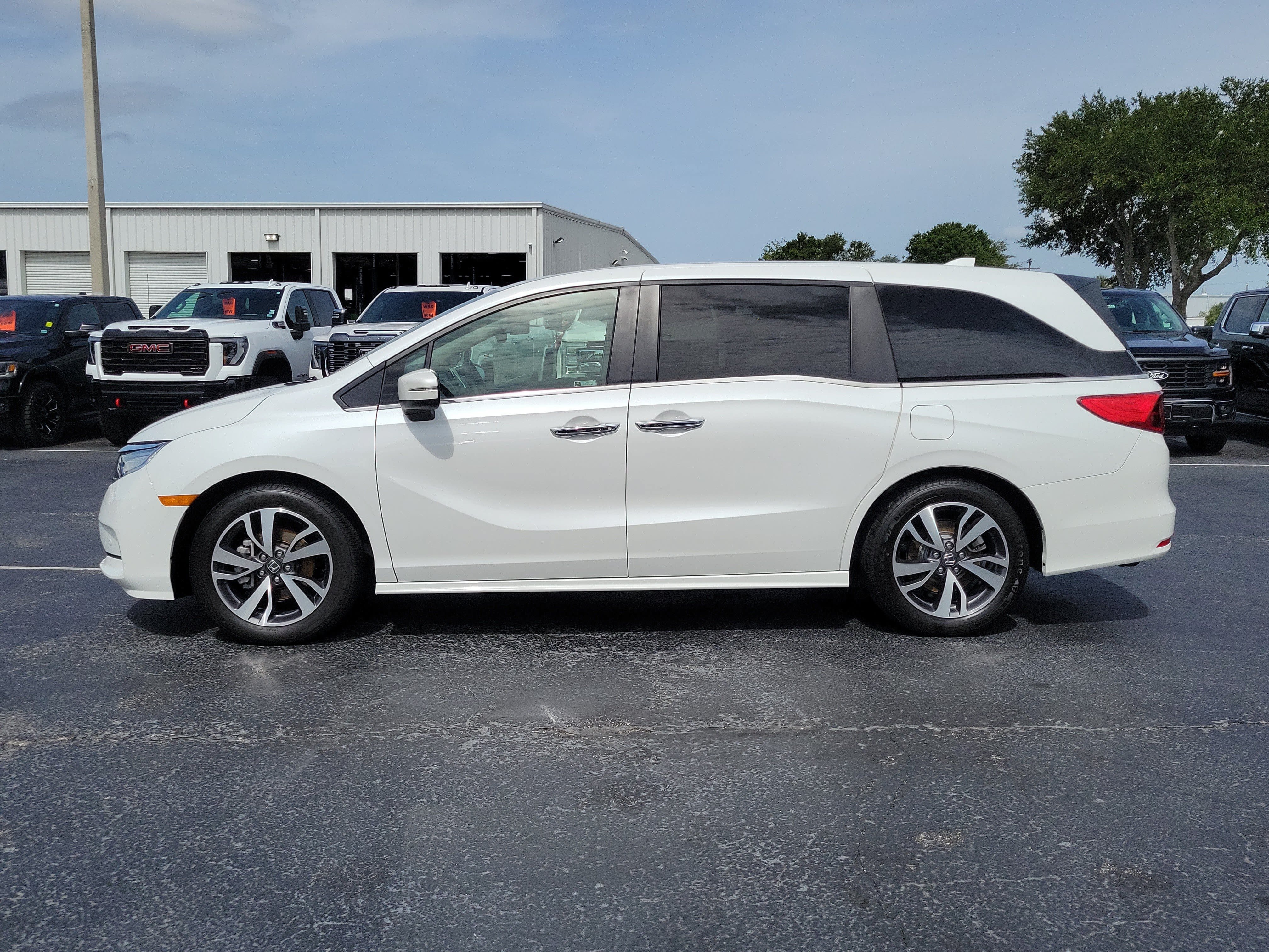 Used 2022 Honda Odyssey Touring image 6