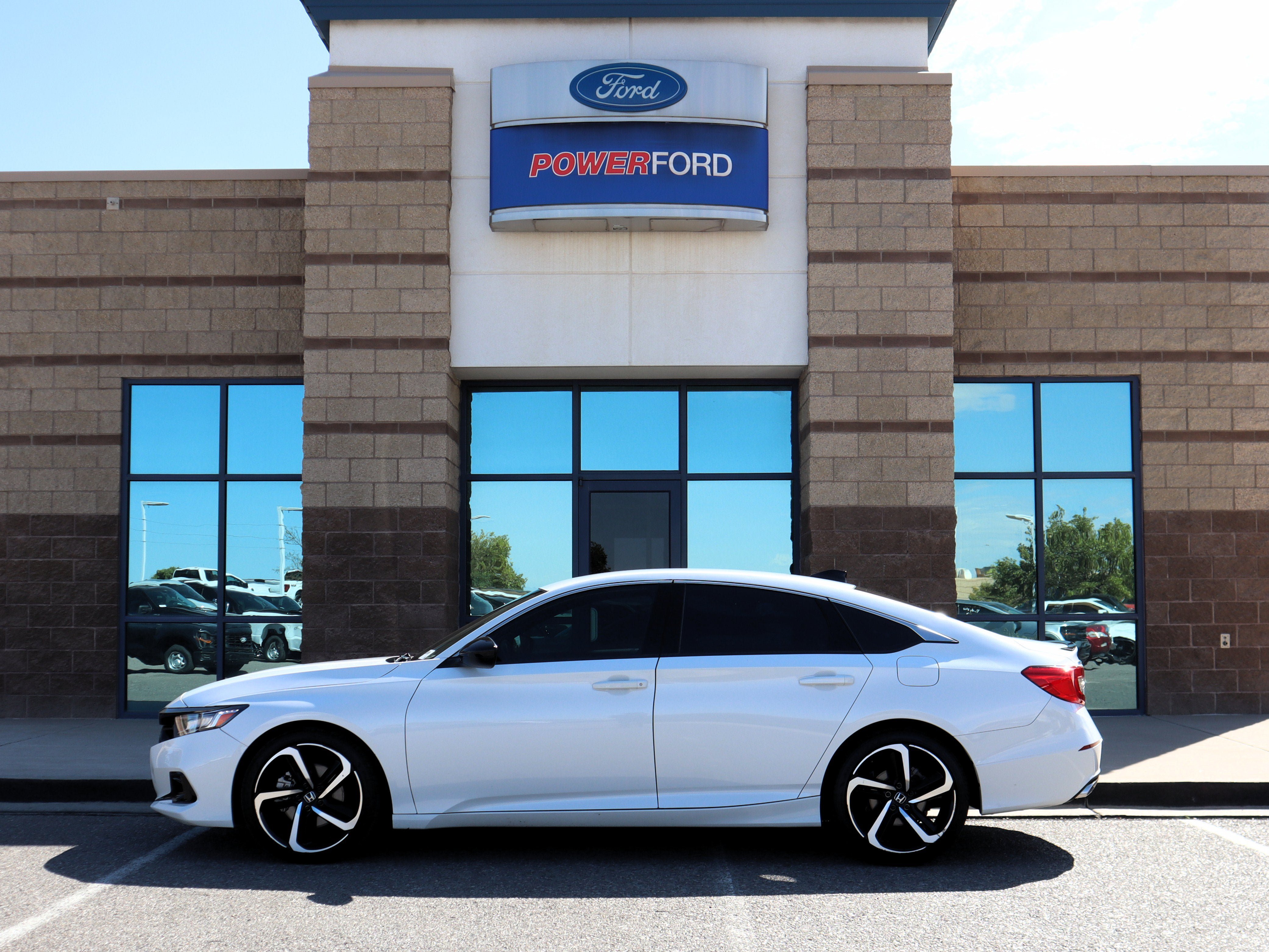 Used 2022 Honda Accord Sport image 9