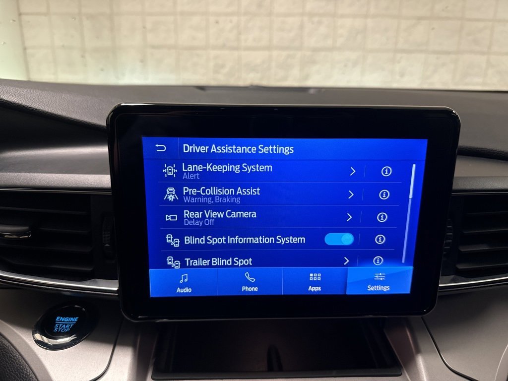 Certified 2023 Ford Explorer XLT w/ Equipment Group 202A image 19