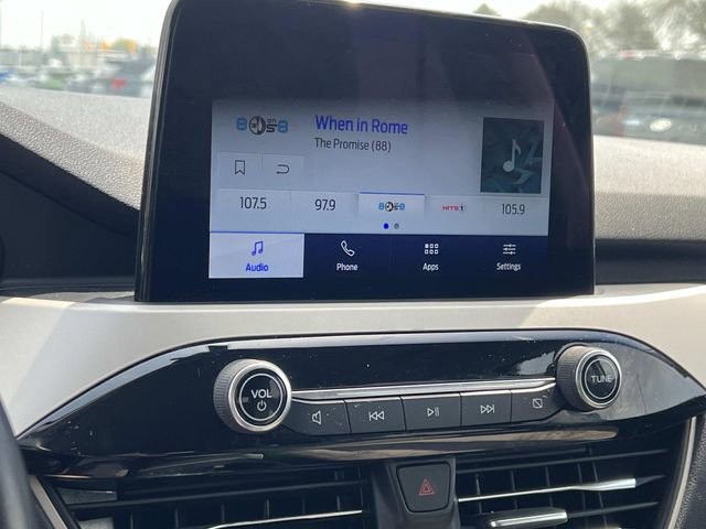 Certified 2022 Ford Escape SE w/ Cold Weather Package AWD/4WD image 20