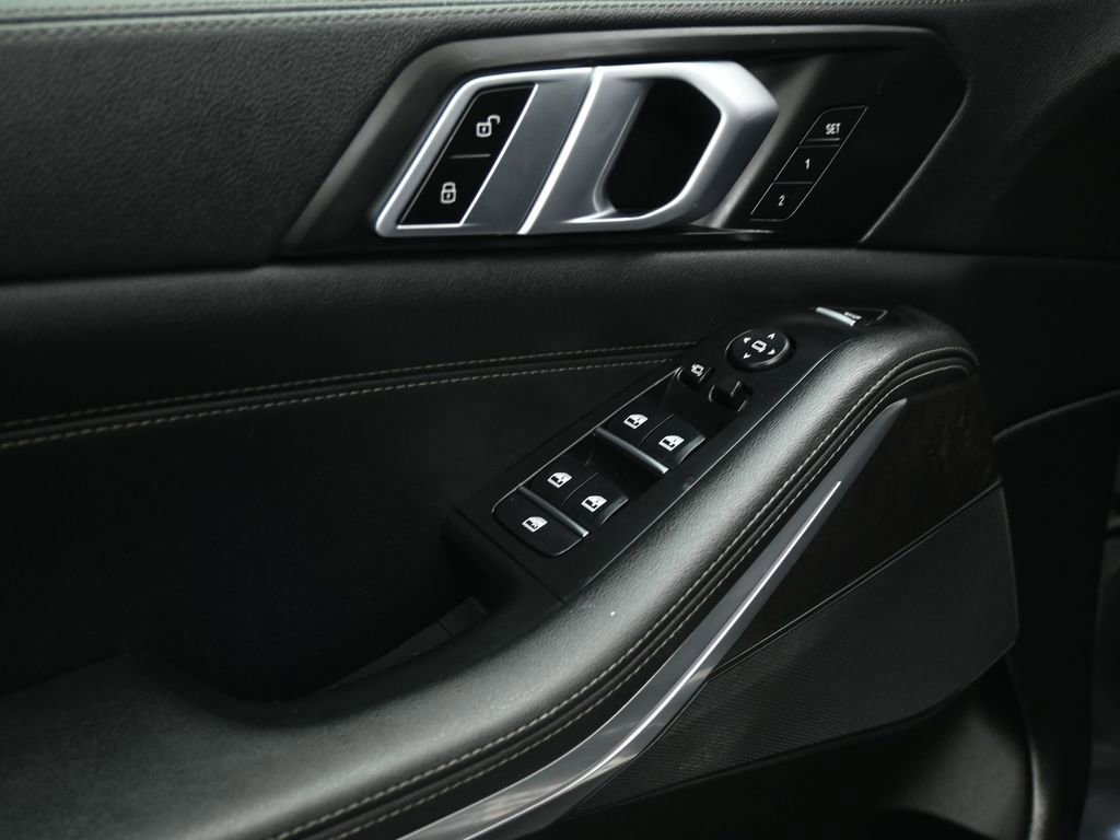 Used 2023 BMW X5 xDrive40i image 36