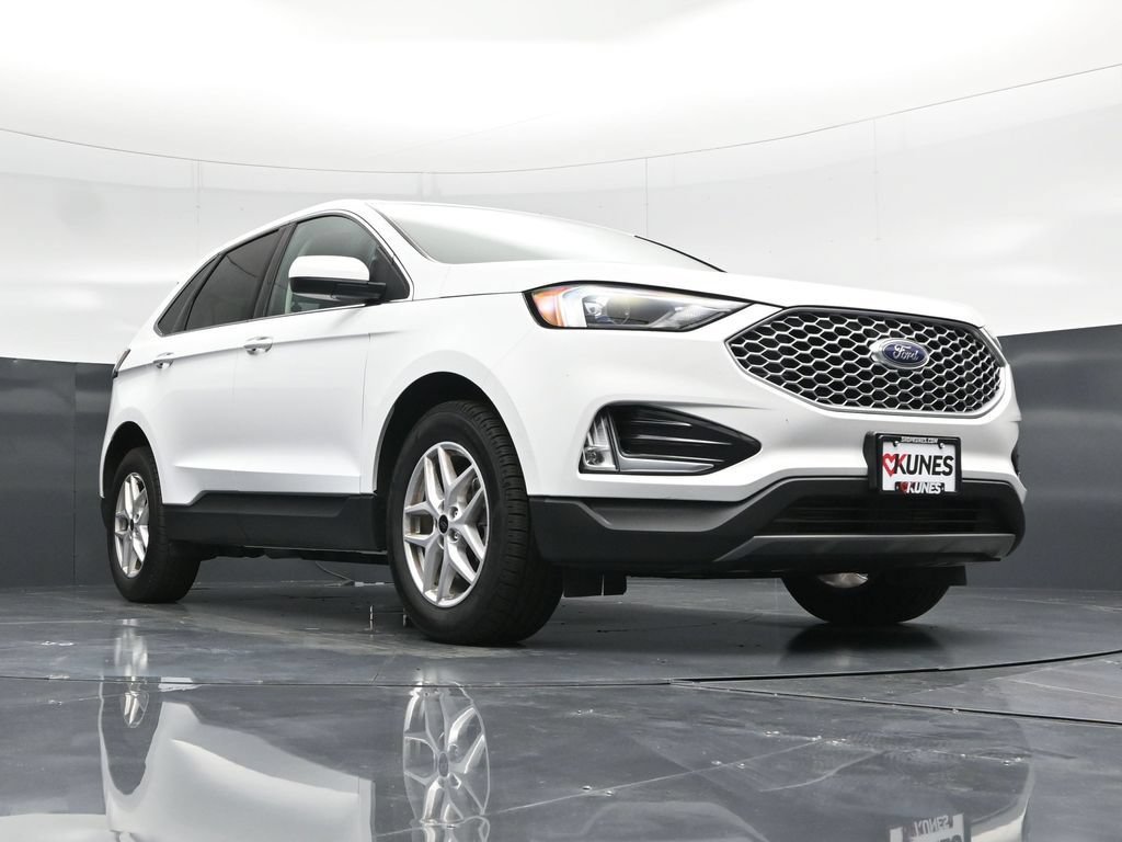 Certified 2024 Ford Edge SEL w/ Convenience Package AWD/4WD image 46