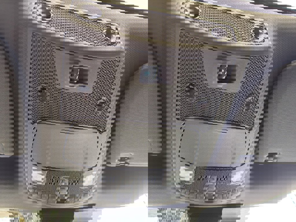 Certified 2020 Ford F150 Lariat w/ Equipment Group 502A Luxury image 34