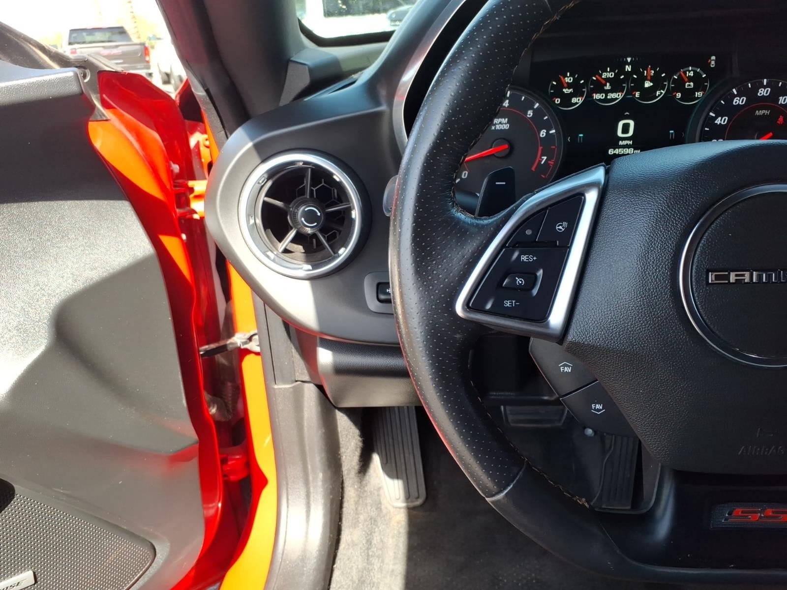 Used 2018 Chevrolet Camaro SS RWD image 27