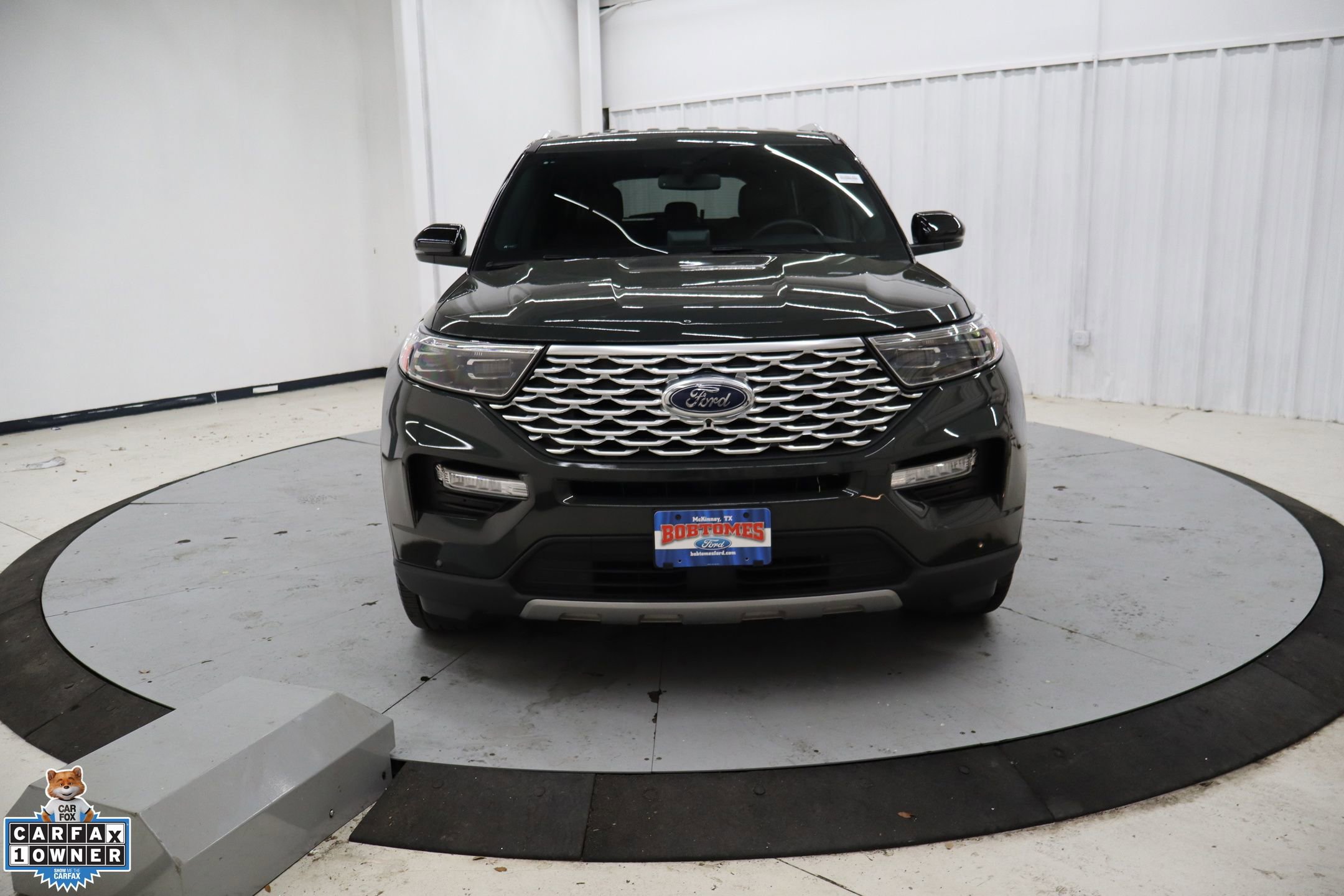 Certified 2023 Ford Explorer Platinum w/ Technology Package RWD image 8