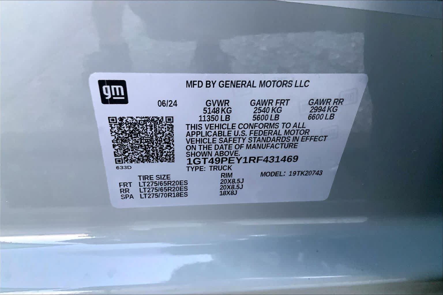 Used 2024 GMC Sierra 2500 AT4 w/ AT4 Premium Plus Package AWD/4WD image 30