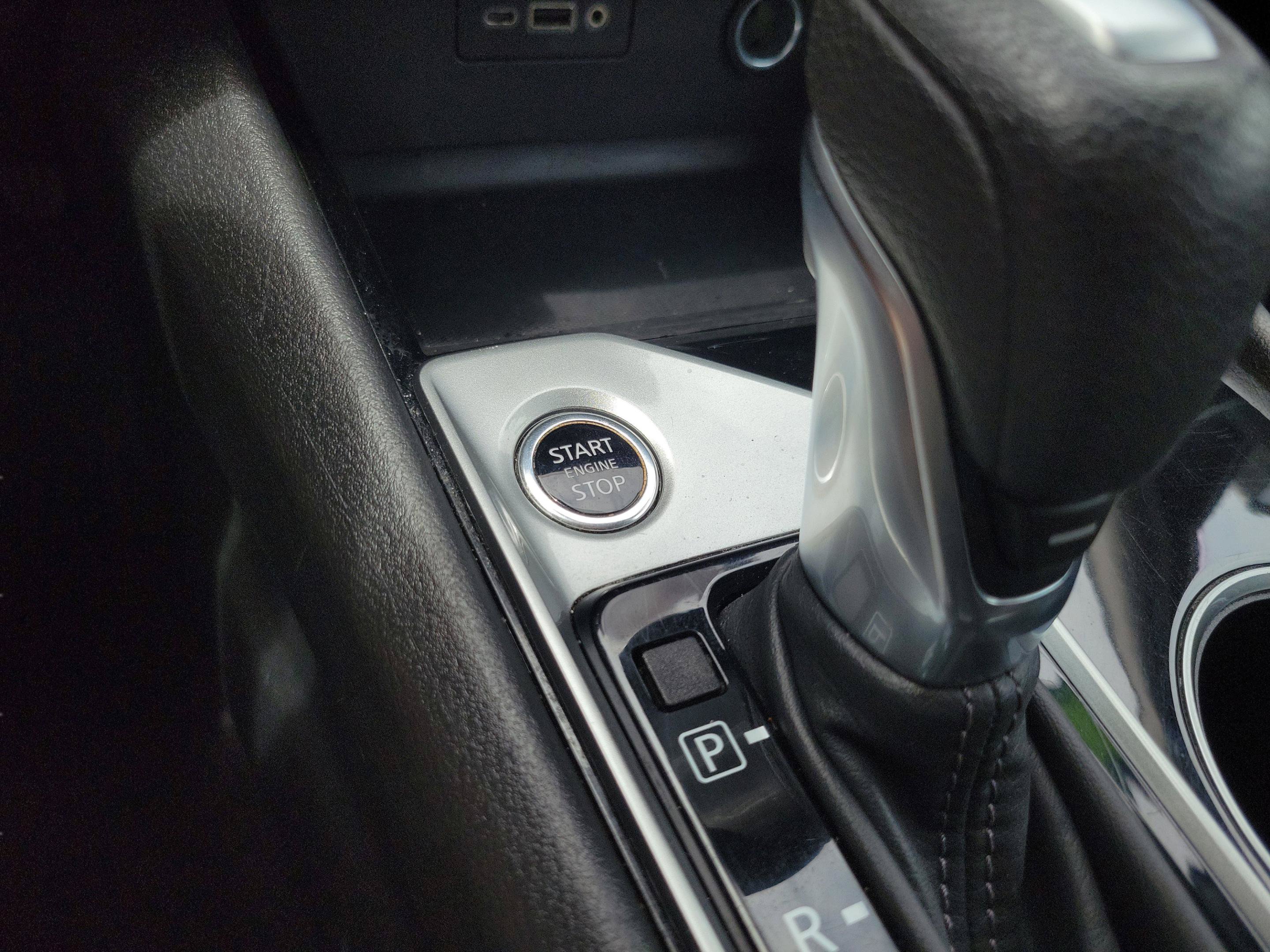 Used 2024 Nissan Altima 2.5 SV FWD image 29