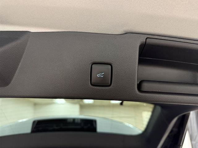 Certified 2023 Ford Escape Active AWD/4WD image 27