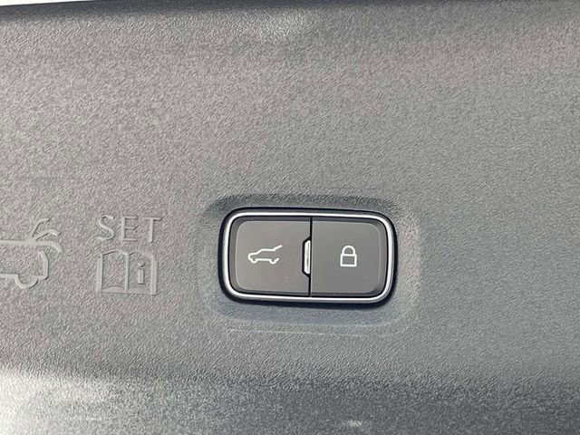 Certified 2025 Ford Expedition Max Platinum w/ Driver's Package AWD/4WD image 13