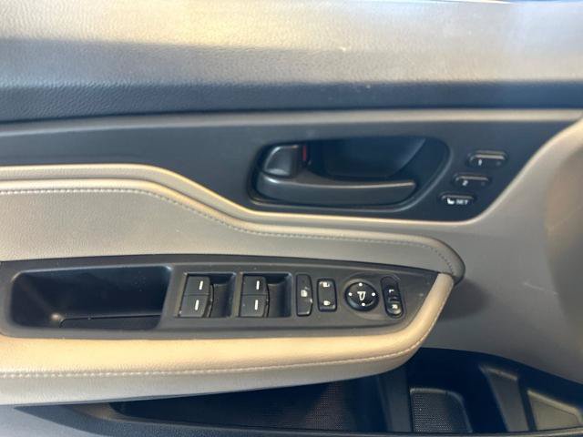 Used 2018 Honda Odyssey EX-L image 18