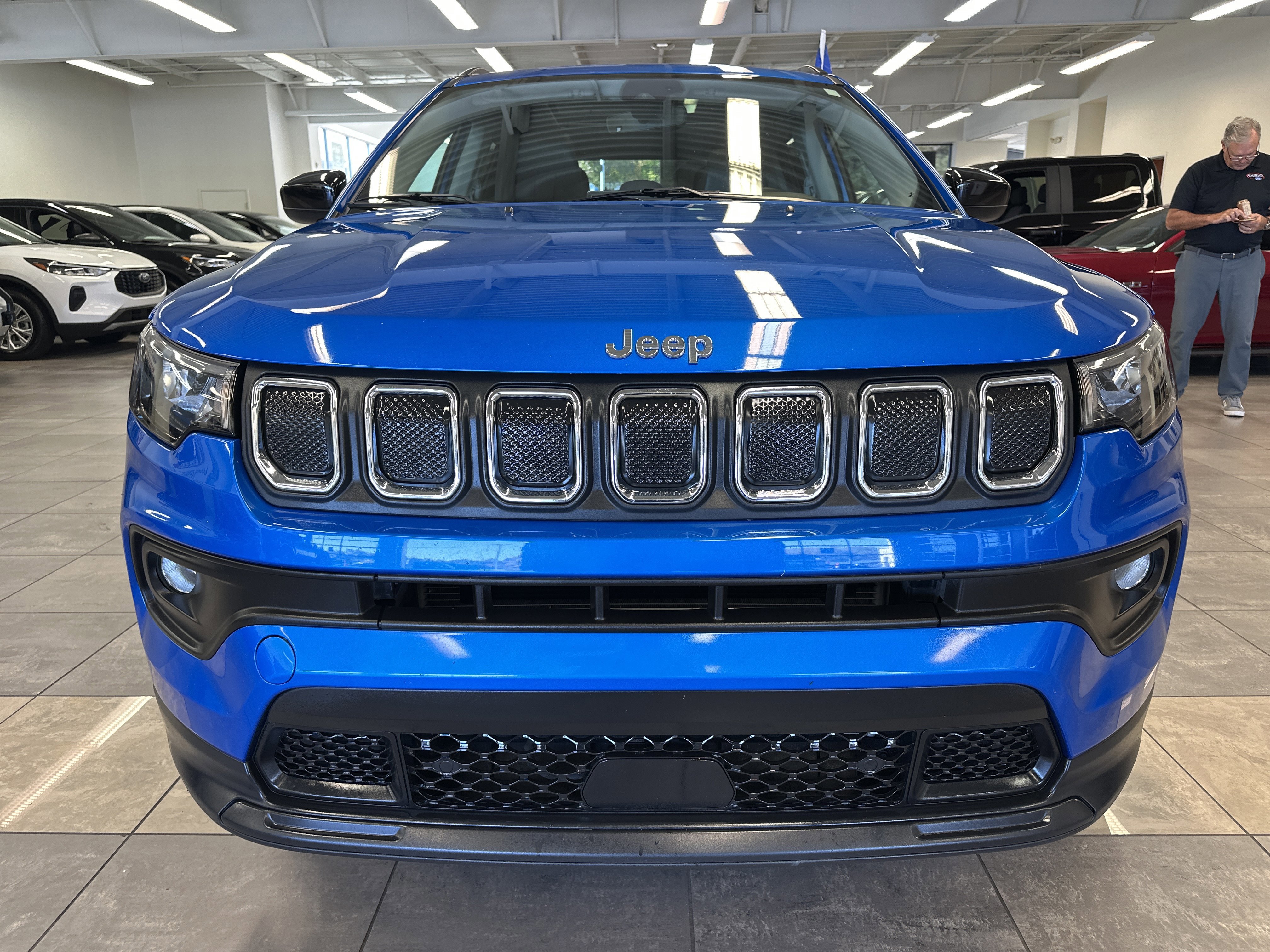 Used 2022 Jeep Compass Latitude w/ Sun and Sound Group image 9