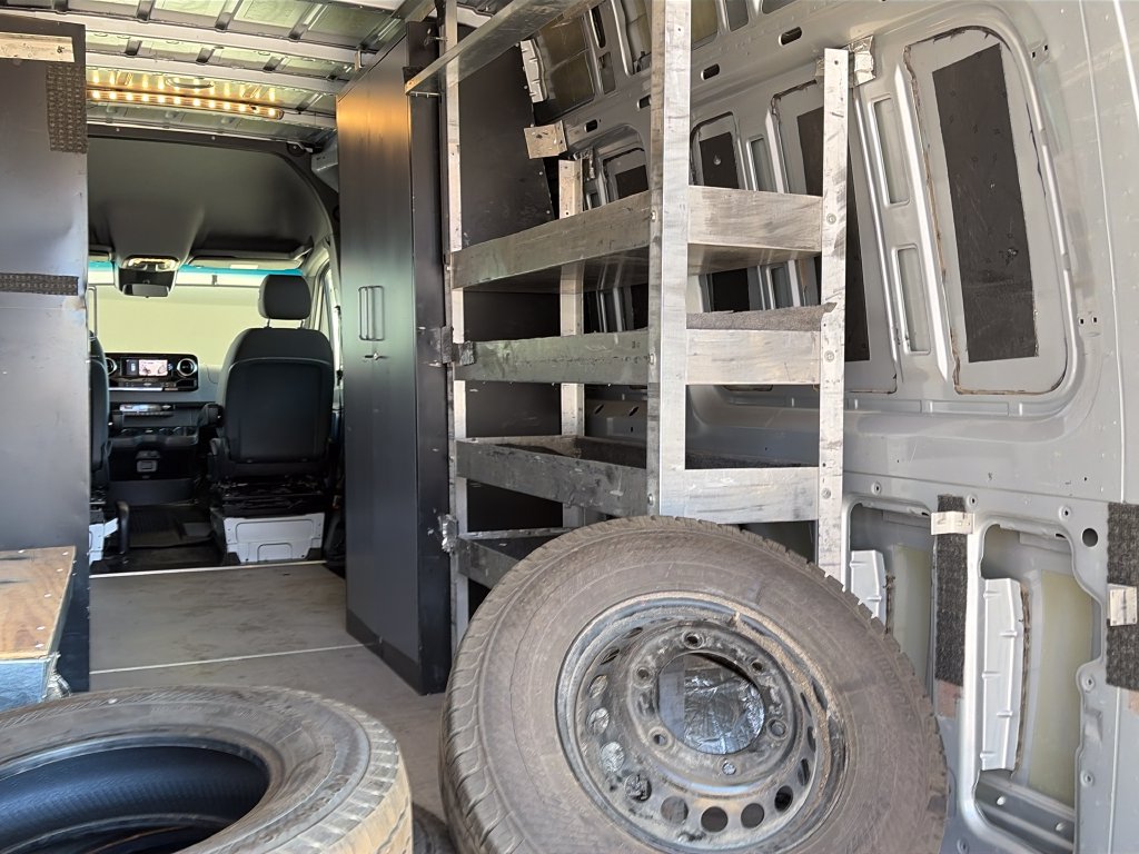 Used 2024 Mercedes-Benz Sprinter 3500 image 28
