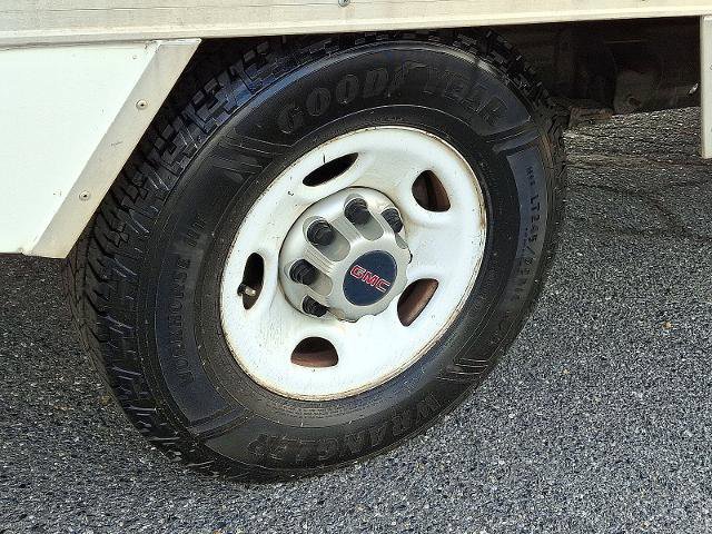 Used 2019 GMC Savana 3500 w/ Power Convenience Package image 28